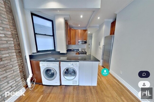 Photo - Mott Street Unit 13