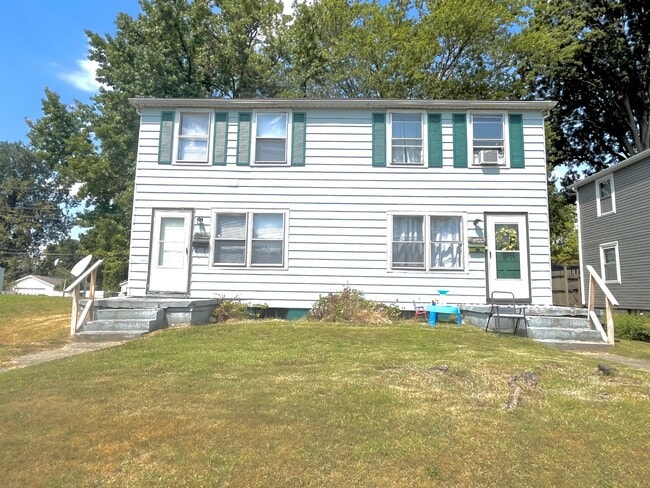 Building Photo - 408 E Parkland Ave Rental