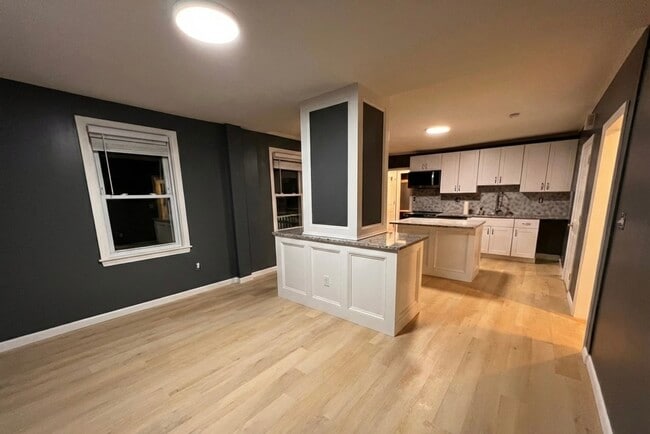 Photo - 143 Foote St Unit 1