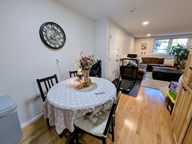 Photo - 89 Pleasant St Unit C1