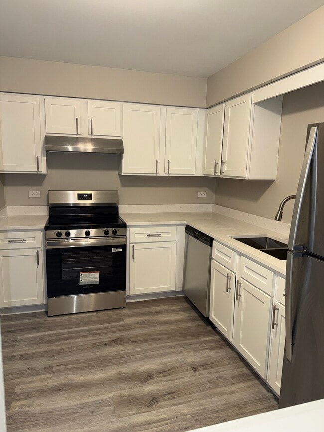 Photo - Royal Oak Condos & Willows of Greys Lake Apts