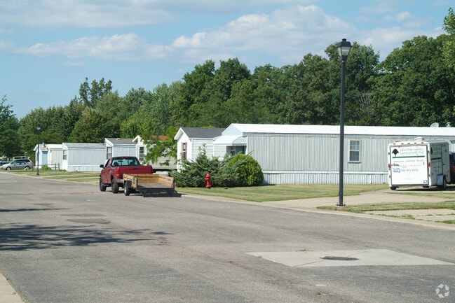 Photo - Parkwood Mobile Home Community