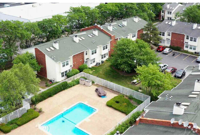 Building Photo - 1225 Wyndham Ct Rental
