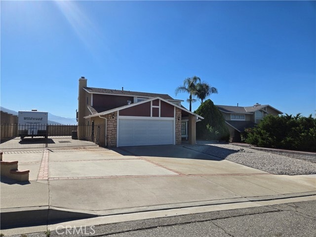 Building Photo - 6455 N Ventura Ave Rental