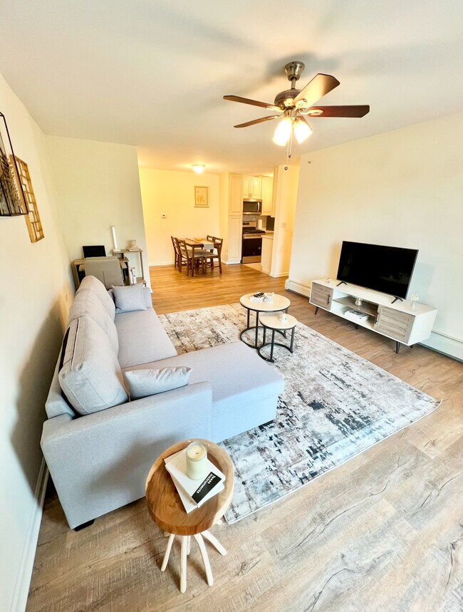 831 Mcintosh Ct Unit 16-306