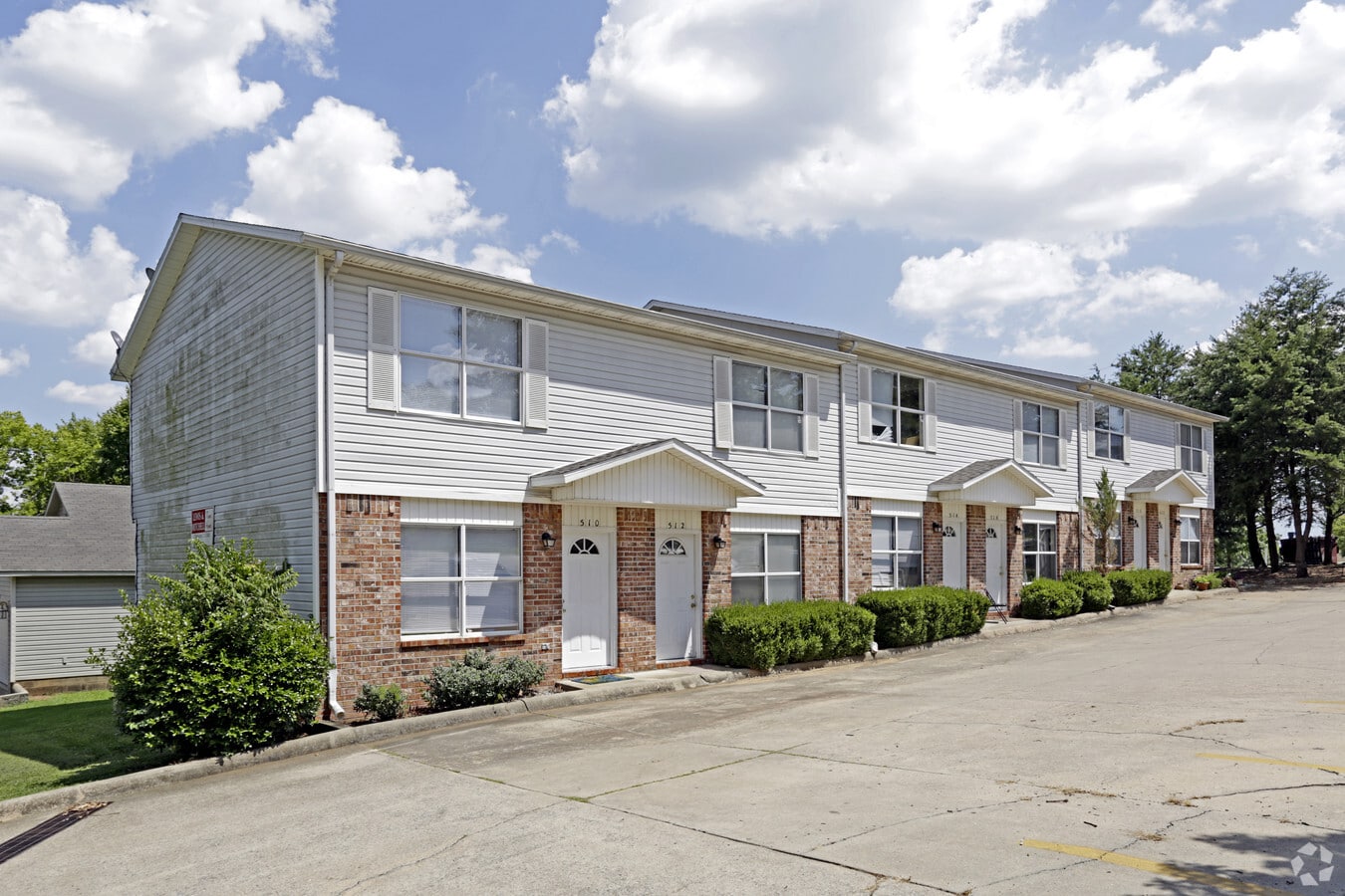 Lewis & Mitchell Townhomes - Lewis & Mitchell Townhomes