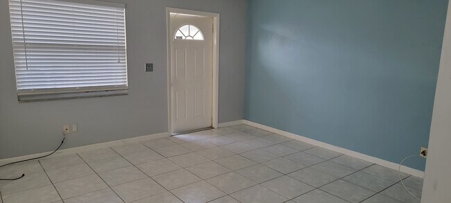 Photo - 621 SE 13th Pl Townhome