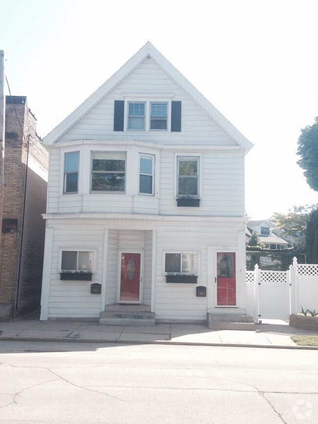 Building Photo - 2993 S Delaware Ave Unit A Rental