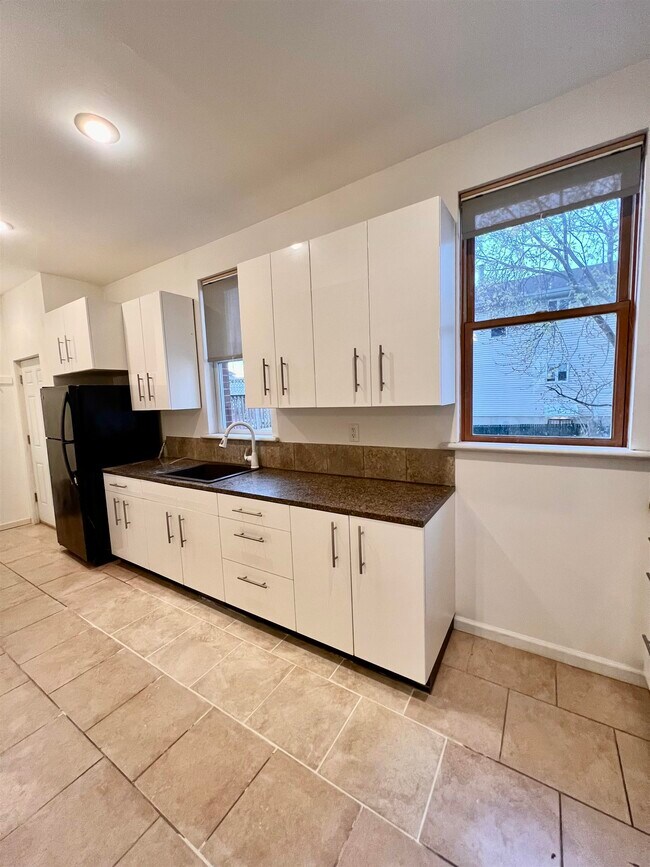 Photo - 111 Chestnut Ave Unit 1