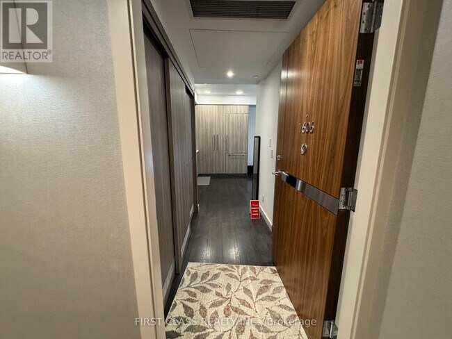 Photo - 27 McMahon Dr Unité 1606