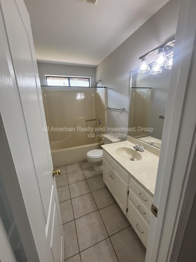 Photo - 148 Long Pointe Dr