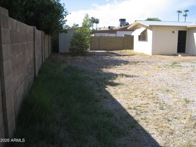 Photo - 11634 N 49th Ave