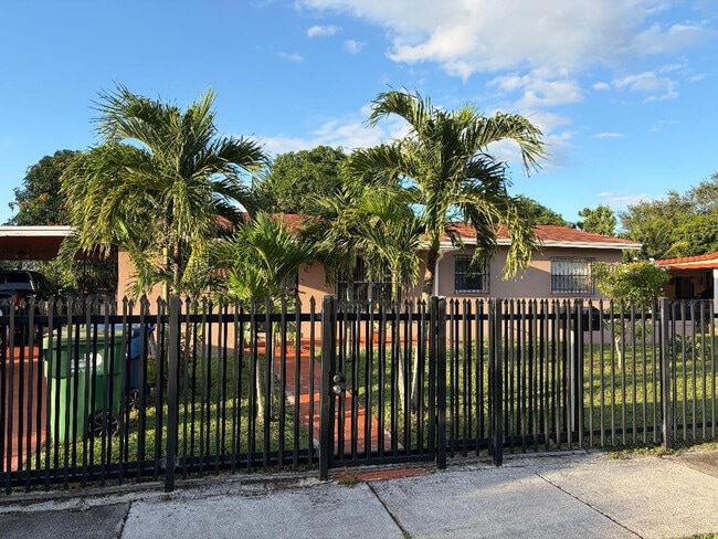 Photo - 3513 NW 181st St