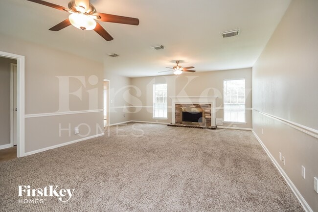 Photo - 4004 Ashwood Dr