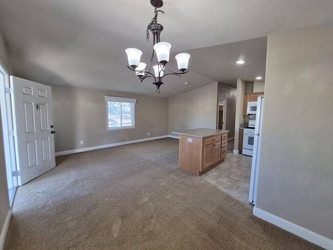 Photo - 1079 Mountain Shadows Blvd