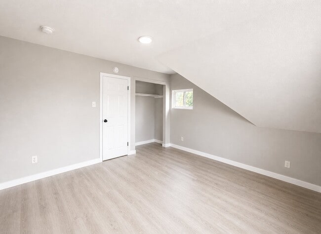 Photo - 608 Baystate Ave