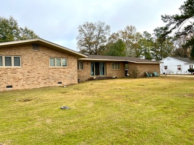Building Photo - 743 Hollon Ave