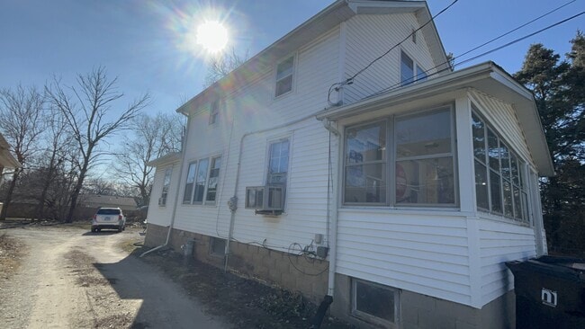 Photo - 205 E Phoenix Ave