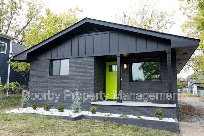 Photo - 2102 Bennett Ave