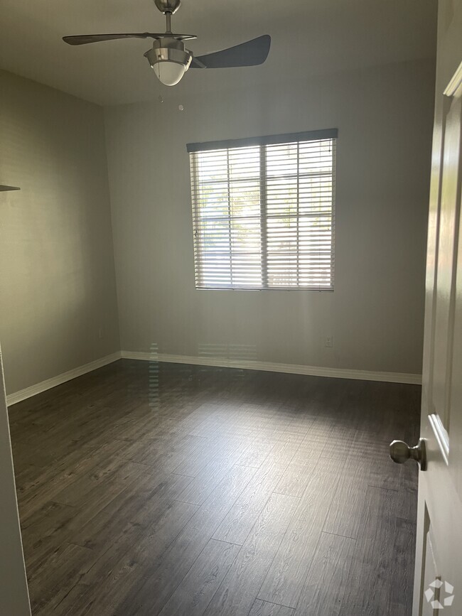 Building Photo - 39150 Chandler Dr Unit Studio Rental