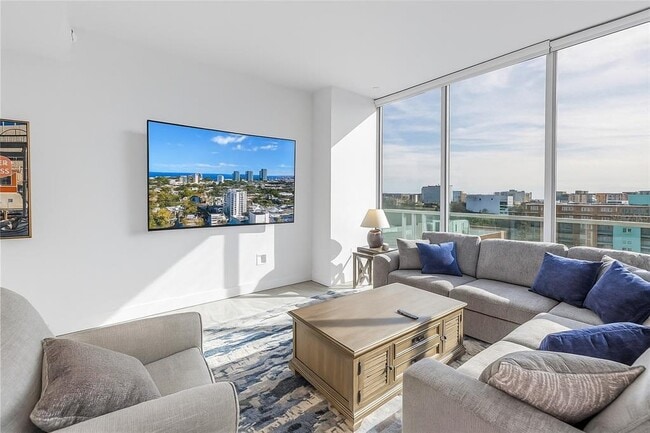 Photo - 777 3rd Ave N Unidad 708