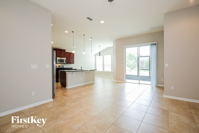 Photo - 155 Brentley Ln