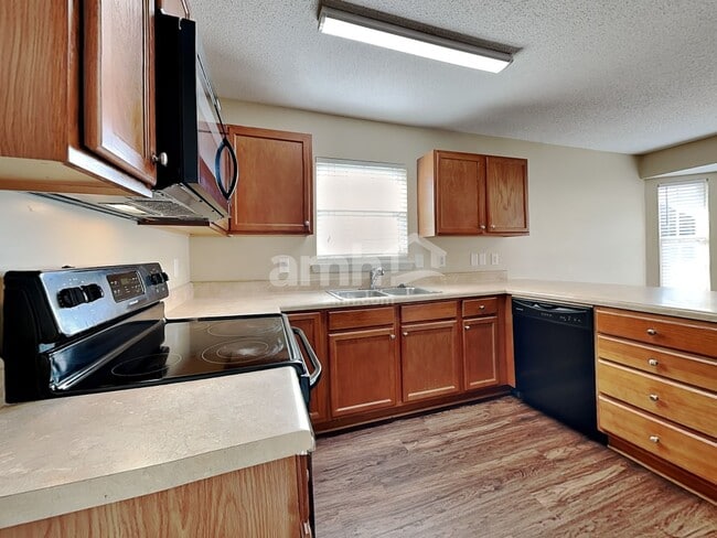 Photo - 4952 Lighthouse Ct