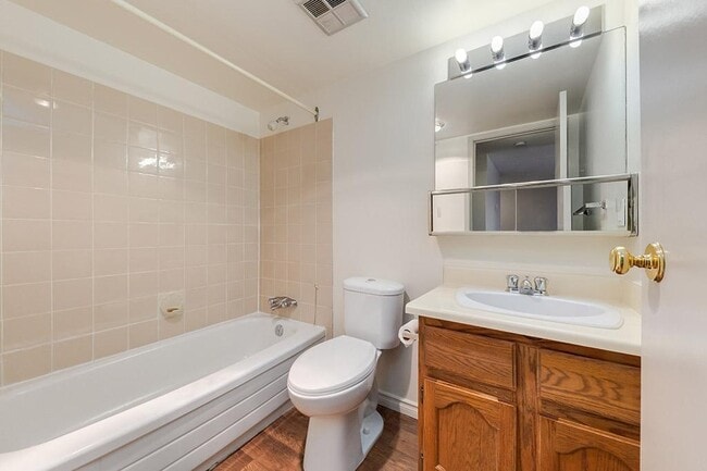 Photo - Woodlands Manor