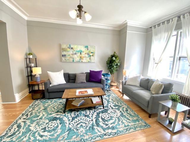 Building Photo - 1120 W Barry Ave