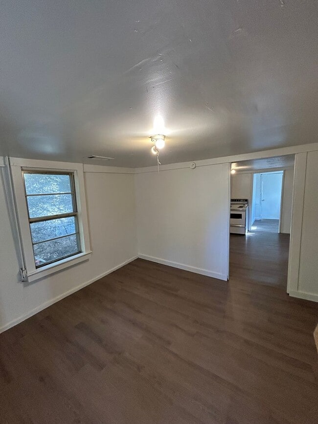 Photo - 1,000.00 MOVE-IN-SPECIAL