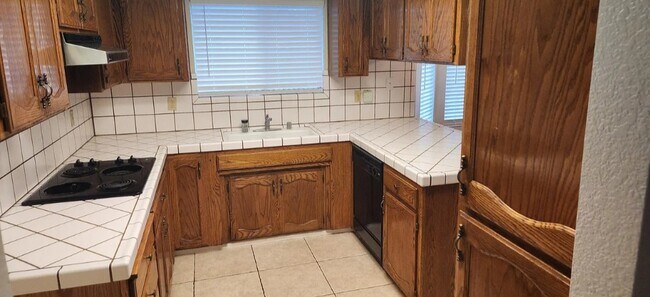 Photo - 2090 N Berkeley Ave