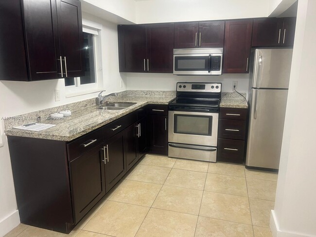 Photo - 407 SE 9th Ct Apartamento Unidad 1