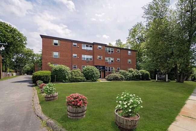 Enclave West Hartford / Parc West - Enclave West Hartford / Parc West Apartments