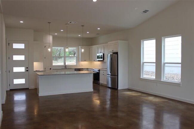 Photo - 830 Oak Ln Casa
