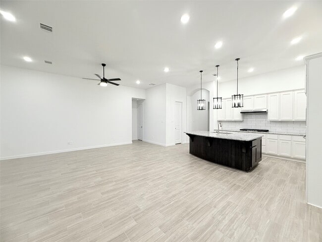 Photo - 31207 Firefly Mdw Ct