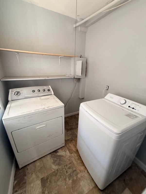 Photo - 105 Buckeye Cir