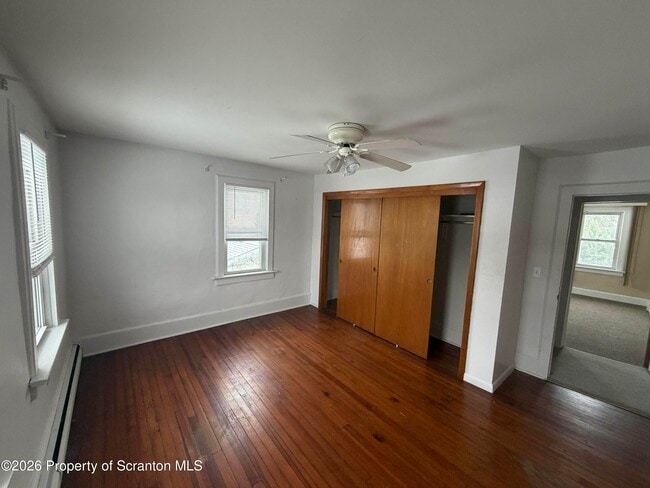 Photo - 162 N Third St