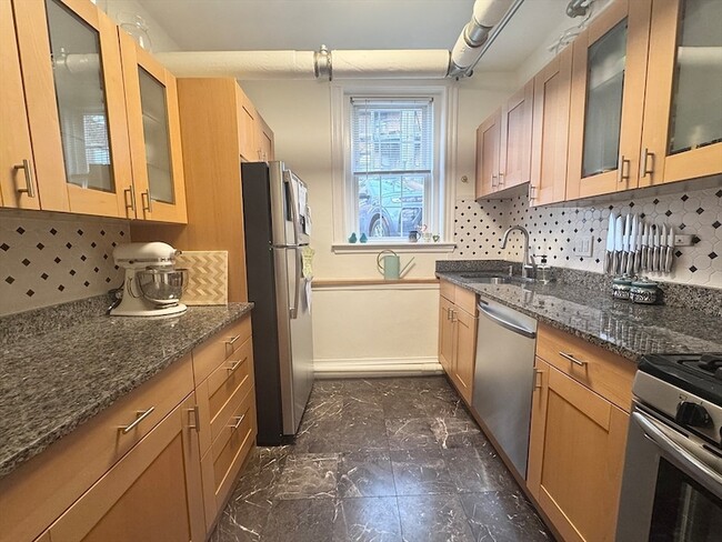 Photo - 139 Beaconsfield Rd Unit 1-B