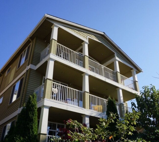 Photo - 2012 Minor Ave E