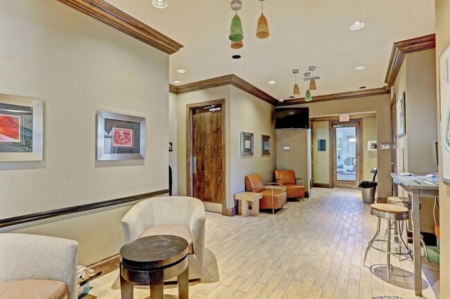 Building Photo - 477 Pacific Grove Dr Rental