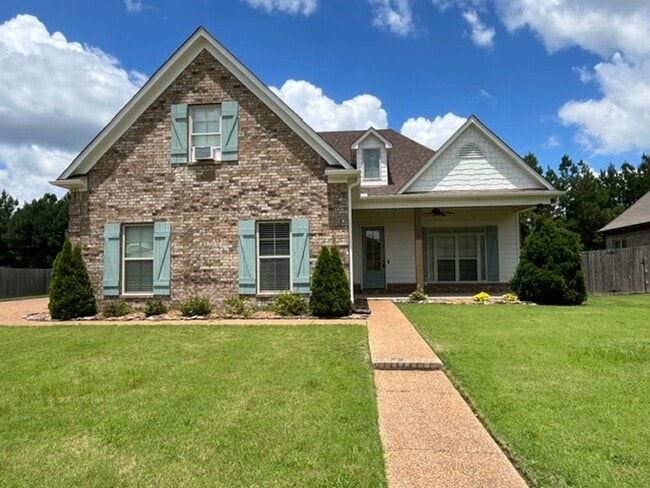 Building Photo - Renovated 4 Bedroom 2.5 Bath Home for Rent!