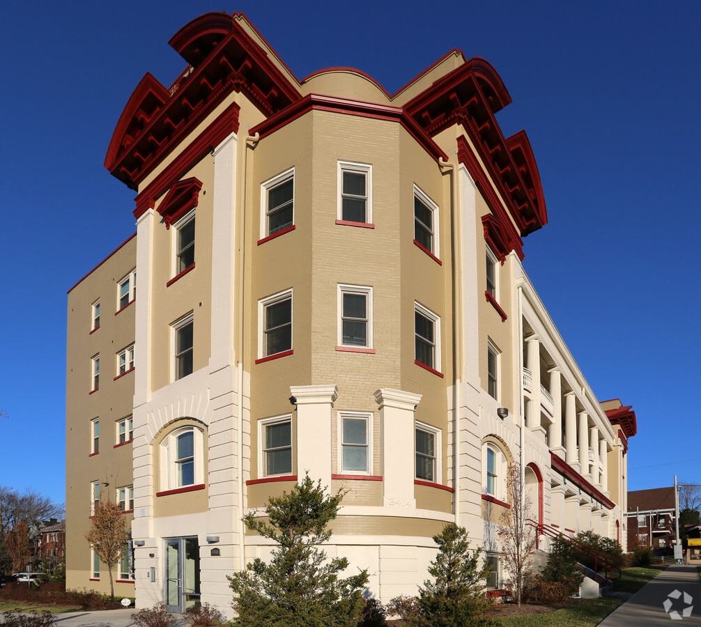 Photo - The Elberon Apartamentos