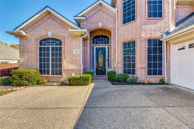 Photo - 2207 Olivia Ln