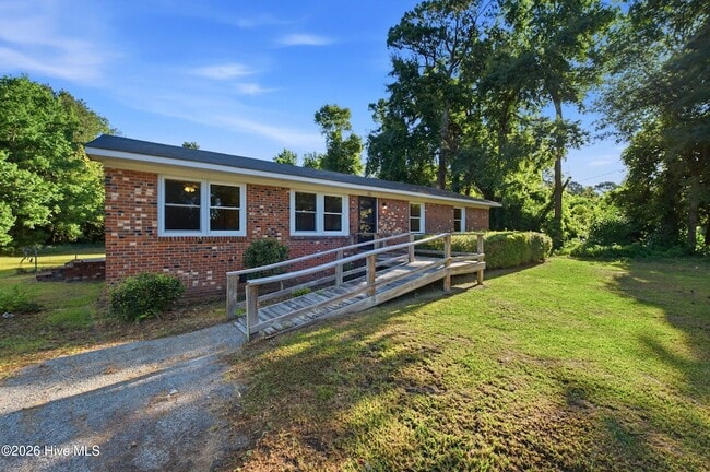 130 Mohican Trail