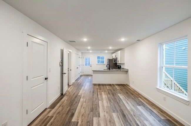 Photo - 267 Vanderbilt Rd