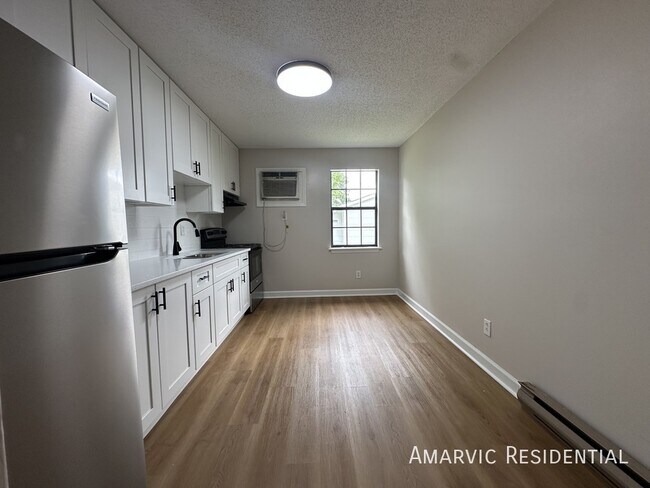 Photo - 2482 W Raleigh Blvd