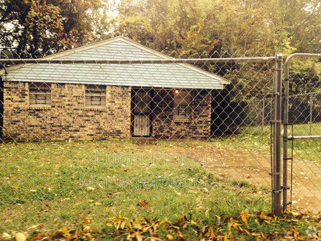 Building Photo - 1219 Capital Ave Rental