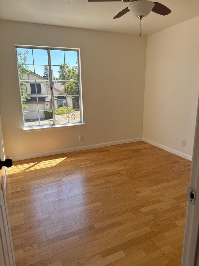 Photo - 8247 Derbyshire Cir