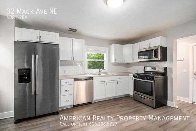 Photo - 32 Mack Ave NE