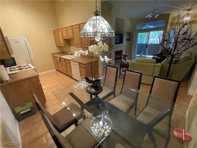 Photo - 10640 Calico Mountain Ave Unit 203